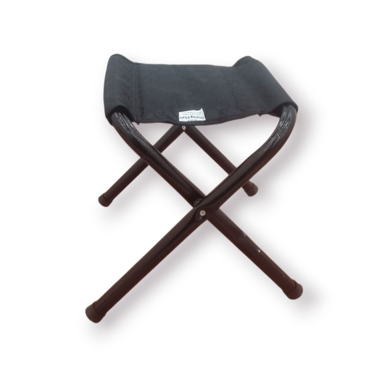 صندلی تاشو پددار با پایه ۴۰ سانتیمتر، اسکلت لولهای ۲۵ میلیمتری، پد فومی و تحمل تا ۱۳۰ کیلوگرم — رنگ تکرنگ/جنگلی