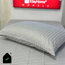روبالشی میکرو هتلی سفید سایز ۵۰×۷۰ از پارچه میکروفایبر نرم و بادوام، مناسب شست‌وشوی