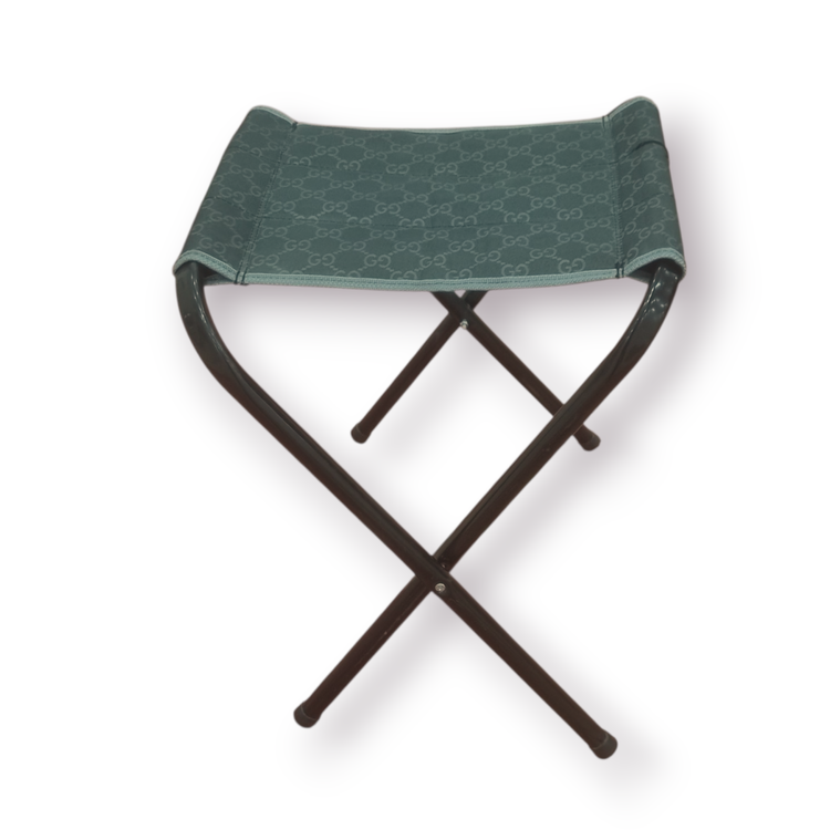 صندلی تاشو ضربدری پایه بلند برند Apex با نشیمن برزنتی، تحمل وزن ۱۰۰ کیلوگرم و طراحی سبک و کمحجم